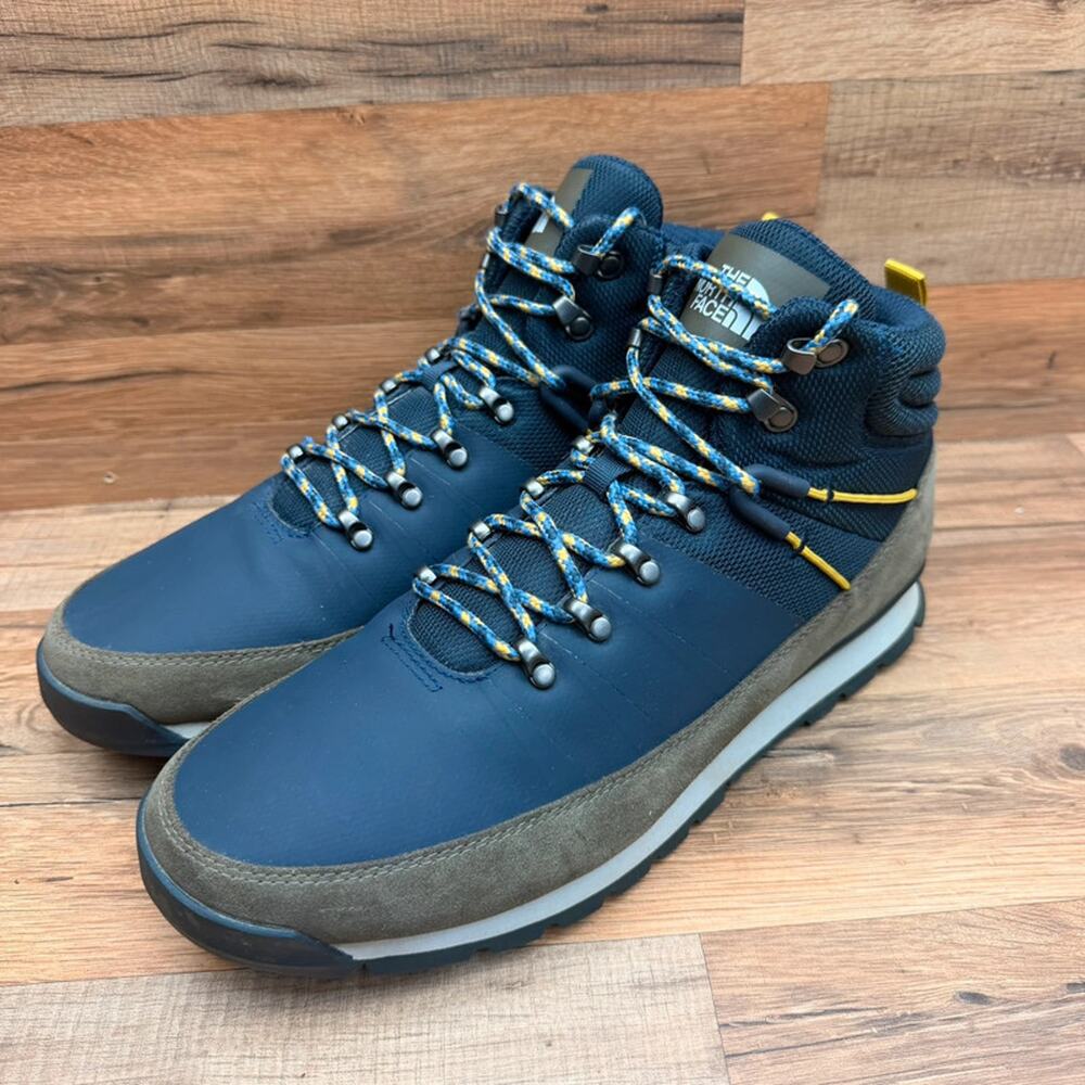 North Face size 13 Back To Berkeley Mid Hiking Sports Boot Sneaker blue